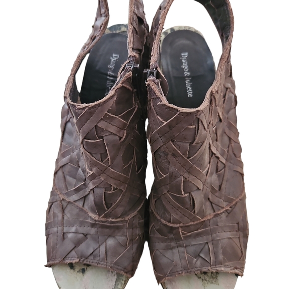 Django & Juliette Australian Leather Heel Sandals - Picture 7 of 12